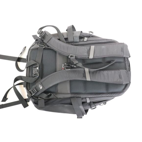 The North Face Recon Laptop Backpack Color Black - Read - Picture 10 of 15